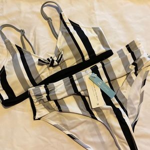 NWT Cupshe High-Waisted Bikini size Medium
